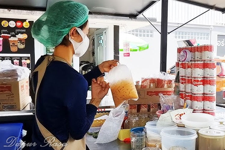 Lemon Tea Segar ala Street Food Thailand