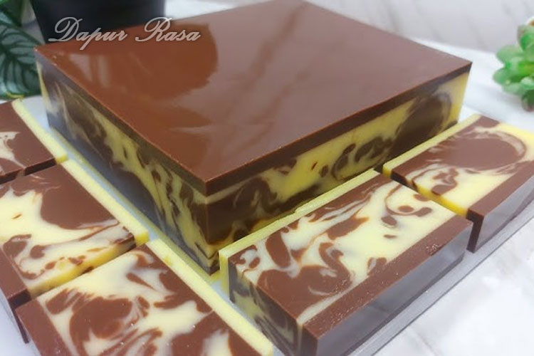 Resep Puding Cokelat Lapisan Susu Cantik & Mudah